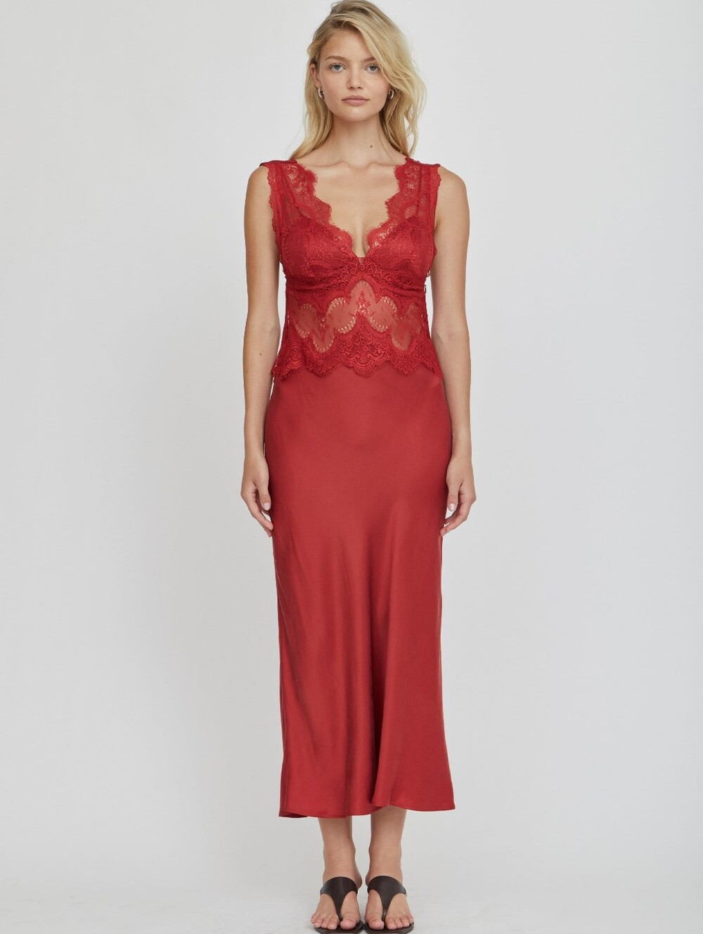 Third Form VISIONS LACE DEEP V MAXI DRESS | CRIMSON